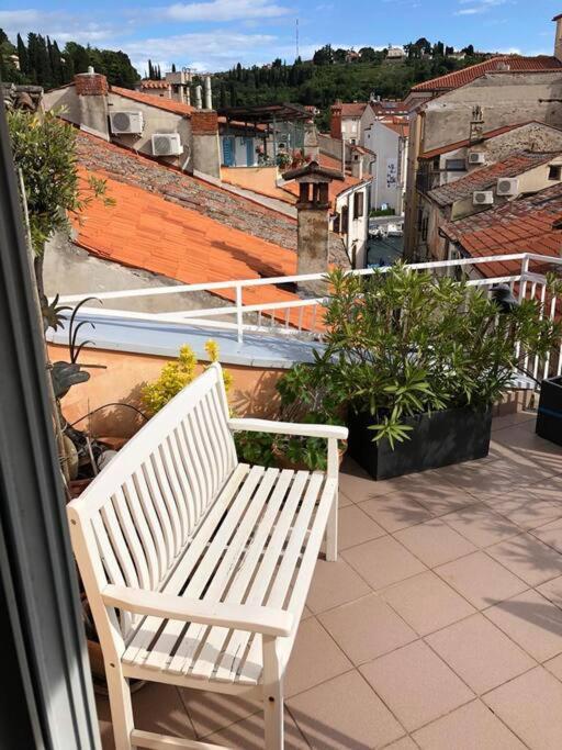 Tartini - Private Roof Terrace - Self Check-In Appartement Piran Buitenkant foto